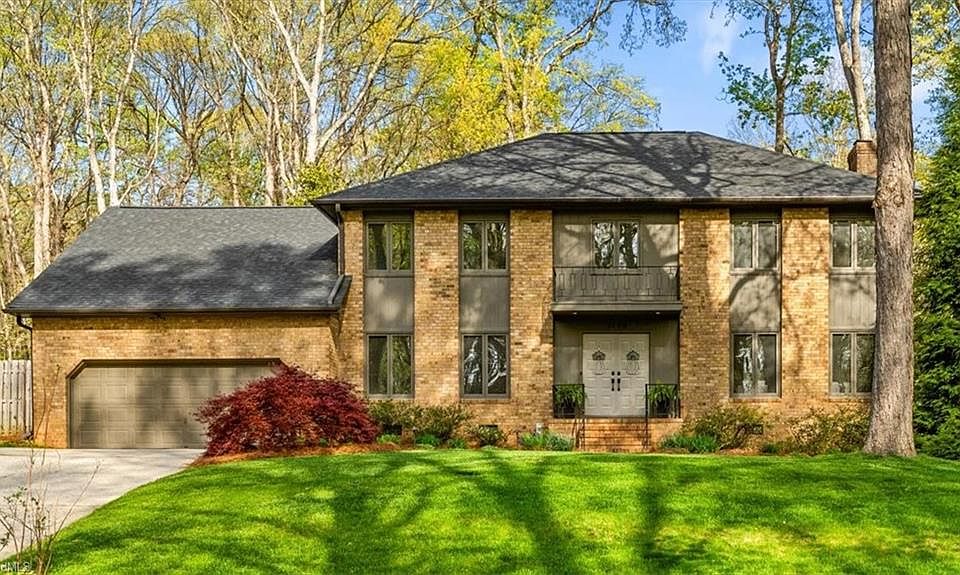 1st image of 1115 Pebble Dr