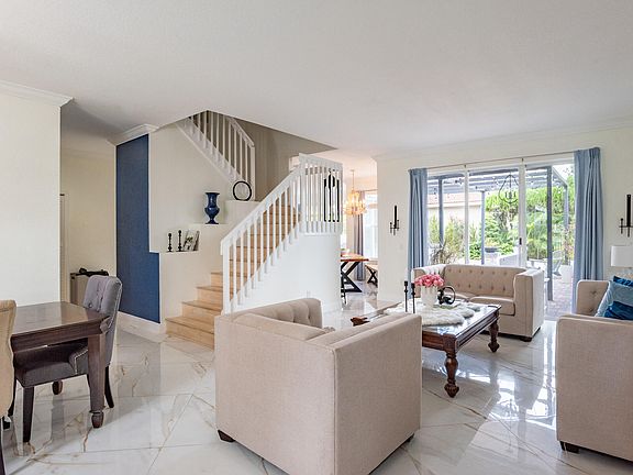 5th image of 5013 COBALT Court