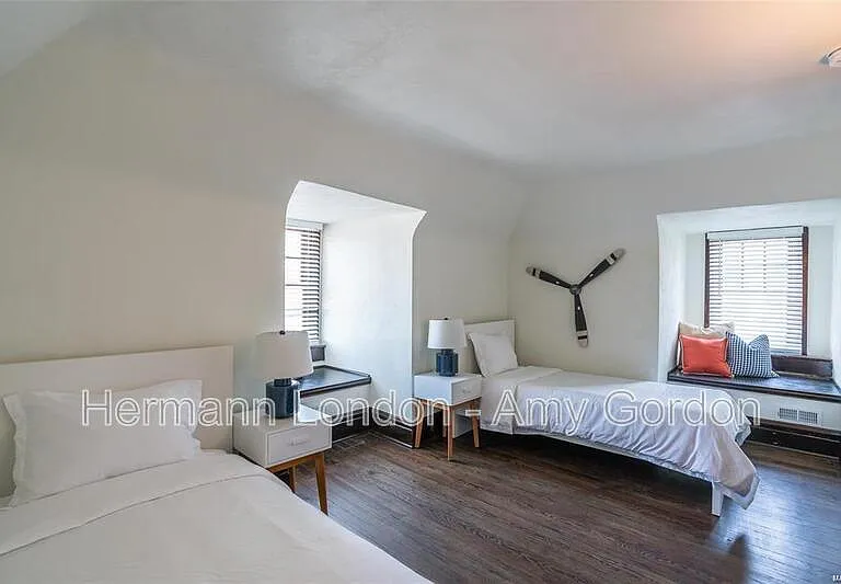 3922 Castleman Ave — Photo 27