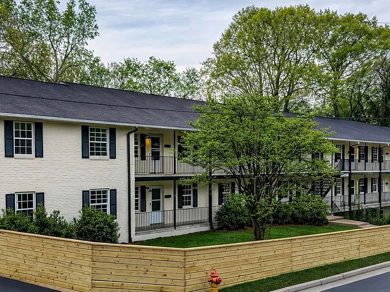Highland Commons — Photo 15