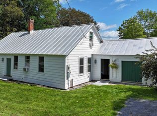 215 School St, Shoreham, VT 05770