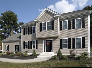 8 Connor Ln, Bellingham, MA 02019