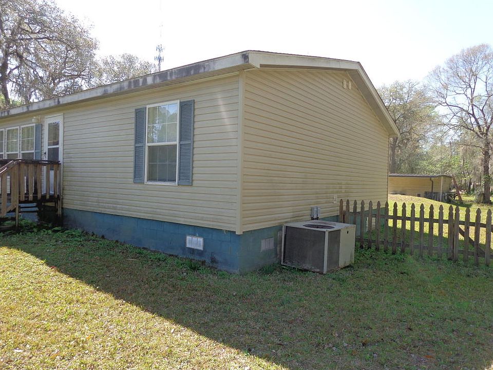 2nd image of 816 Worth Rd