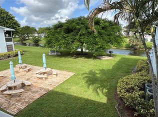 306 Newport Dr #T, Deerfield Beach, FL 33442