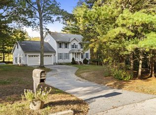 24 Wood River Ln, West Greenwich, RI 02817