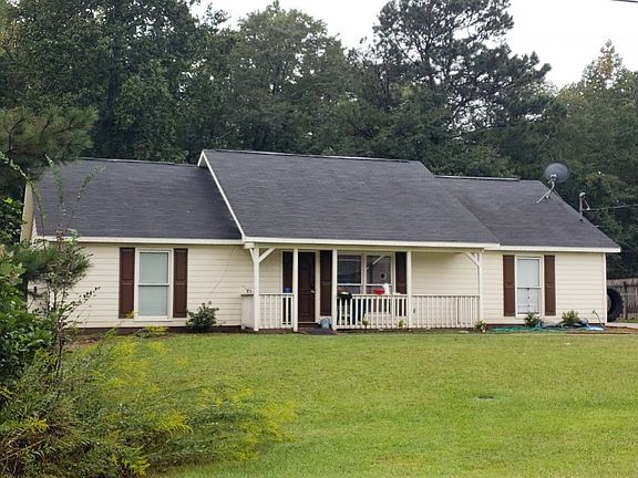 3rd image of 119 Lee Road 916