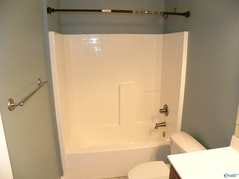 54 Belmont Pl — Photo 8