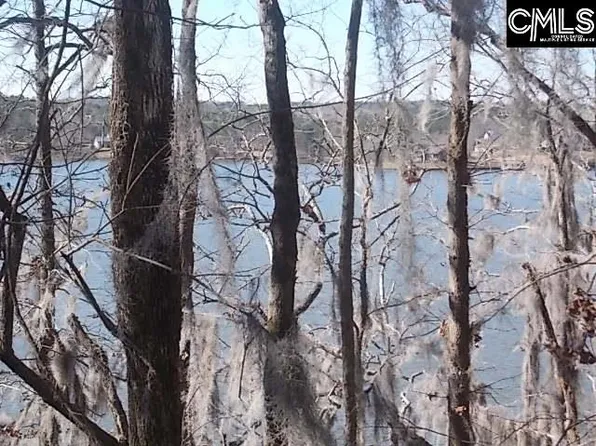 1543 Wild Turkey Rd, Camden, SC 29020