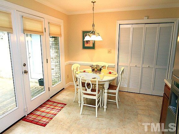 5th image of 200 Woodcroft Pkwy #60C