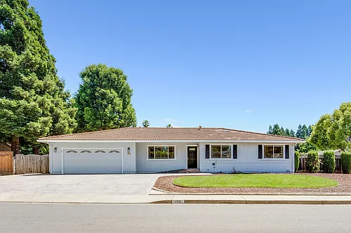 Floor plan 170 Santa Clara Drive