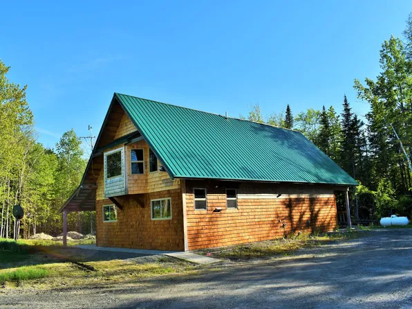 557 Corinna Road, Saint Albans, ME 04971