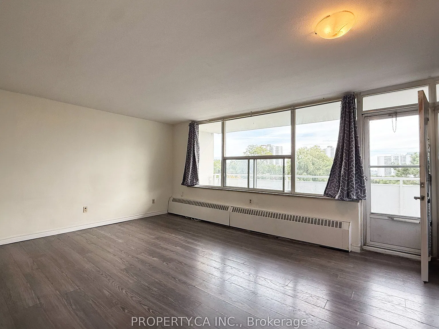 4 bed, $3,280 — Photo 3