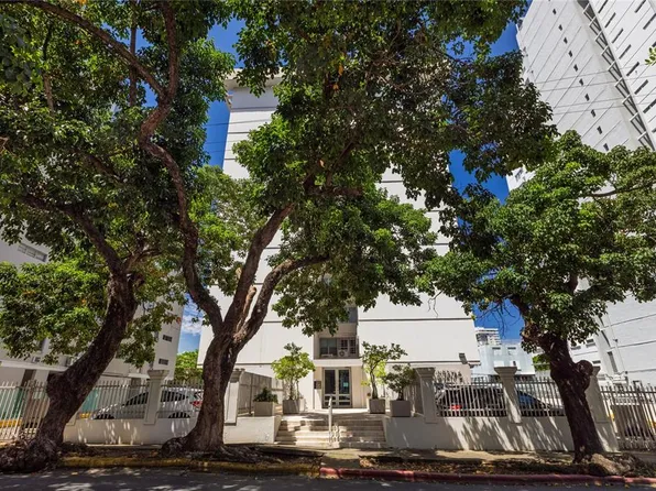 76 Kings Ct #403, San Juan, PR 00911