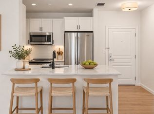4 Repton Cir UNIT 4209, Watertown, MA 02472