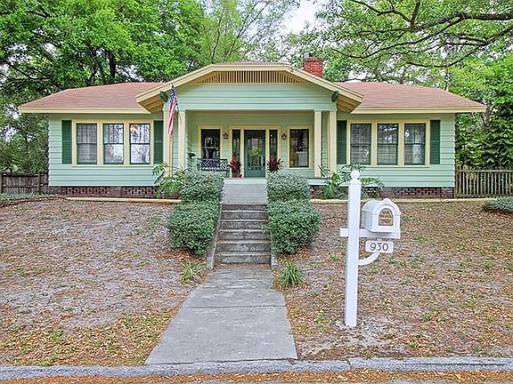4th image of 930 E Idlewild Ave