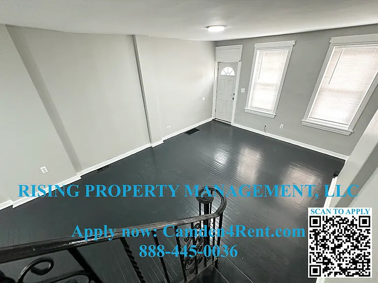 610 Line St — Photo 2