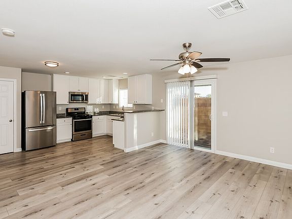 5th image of 8273 Oliver Twist Ln