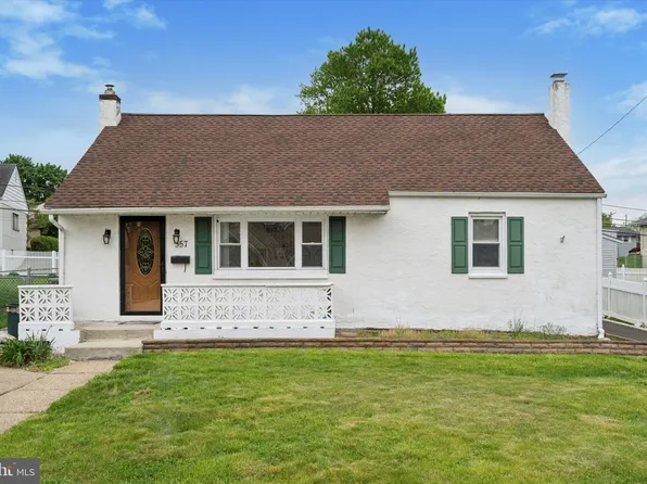357 Walker Ave, Penndel, PA 19047