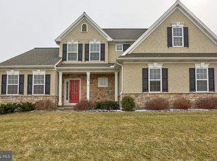 2266 Gondola Dr, Lancaster, PA 17601
