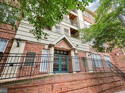 1320 N Wayne St APT 405, Arlington, VA, 22201