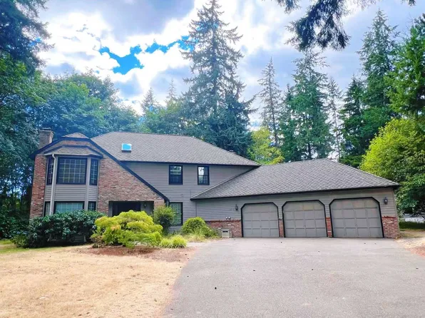 13817 180th Ave NE, Redmond, WA 98052