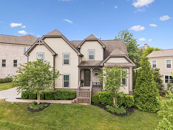 2nd image of 242 Rich Cir