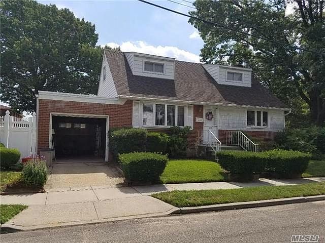 1st image of 579 Kirkman Ave