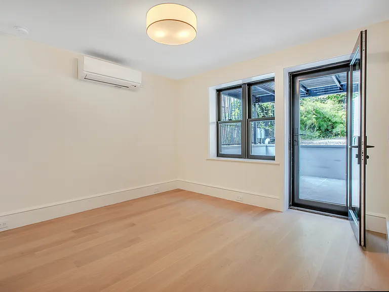 29 Joralemon St #GARDEN — Photo 7