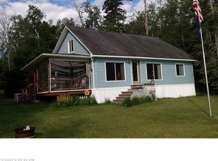 53 Sandtrap Rd, Island Falls, ME 04747