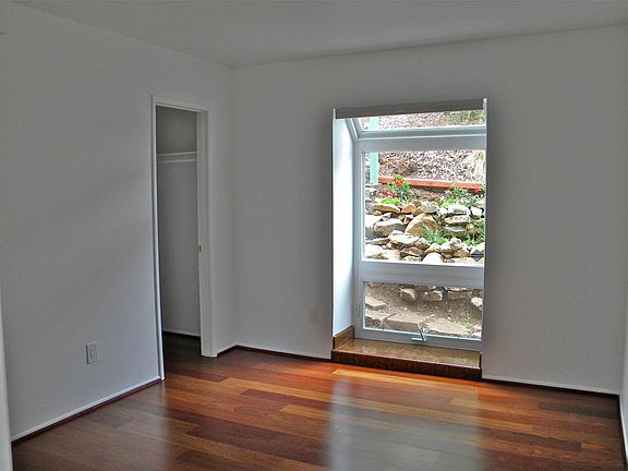 4th image of 5884 Madra Ave