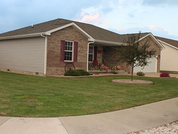 2nd image of 831 Allendale Dr