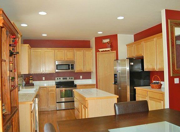 3rd image of 6610 83rd Street Ct E