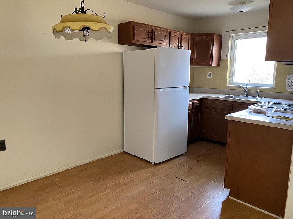 1st image of 13C Betsy Ross Ln