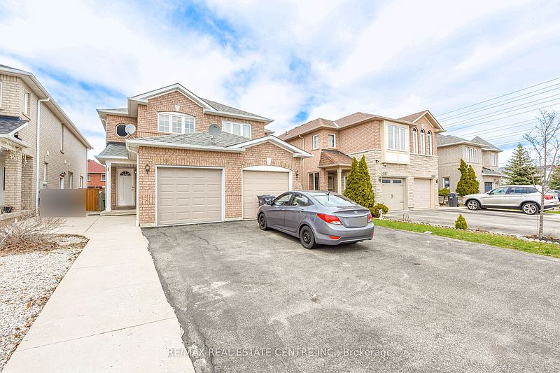 Mississauga House for rent - 3 Bedrooms in Mississauga