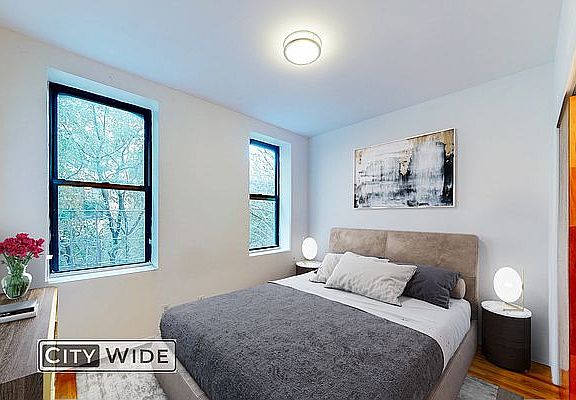 3rd image of 443 W 51st St APT 5W