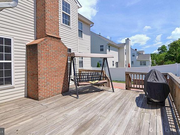 5th image of 813 Northridge Way