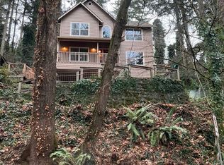 2358 Birch Ln, Eugene, OR 97403