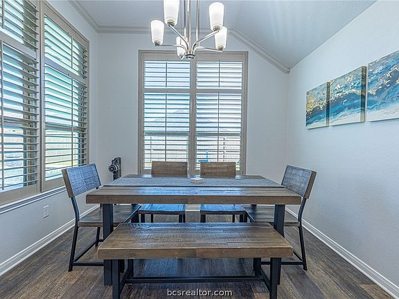 4th image of 5129 Maroon Creek Dr