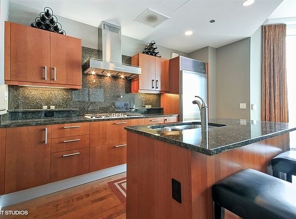 5th image of 401 N Wabash Ave Unit 77G