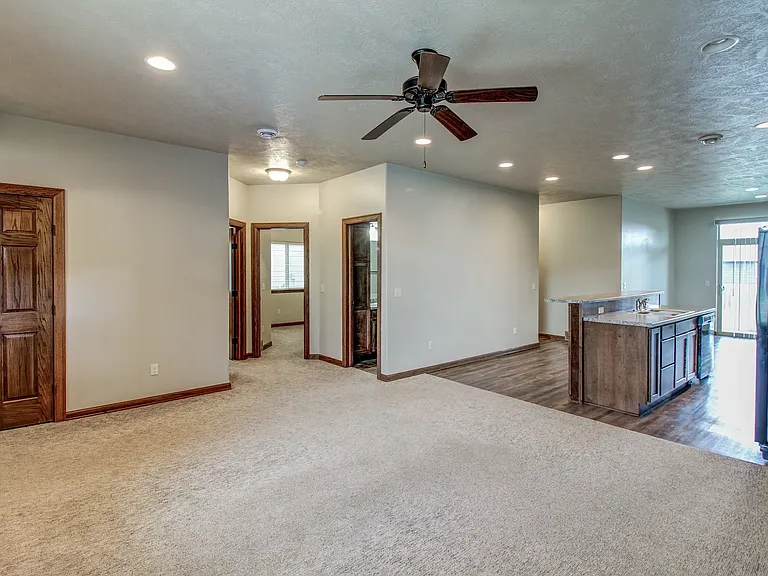 Bison Trail Twin Homes — Photo 14