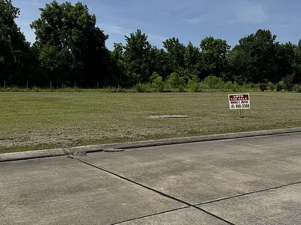164 Derusso St, Houma, LA 70364