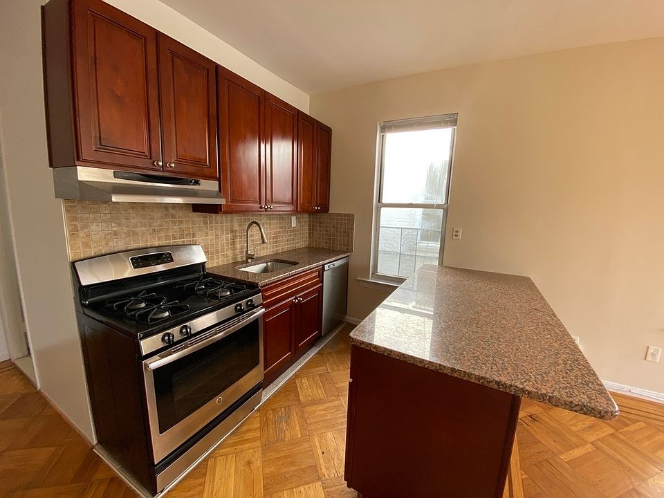 1st image of 35-07 28th Ave #3R