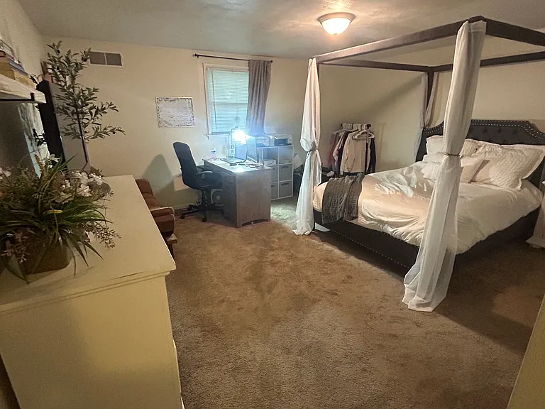 605 Woodmere Dr #11 — Photo 6