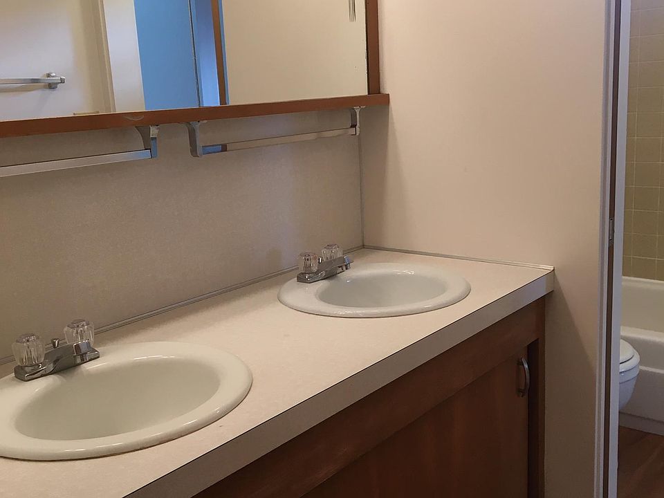 1st image of 1520 W 7th Ave #4