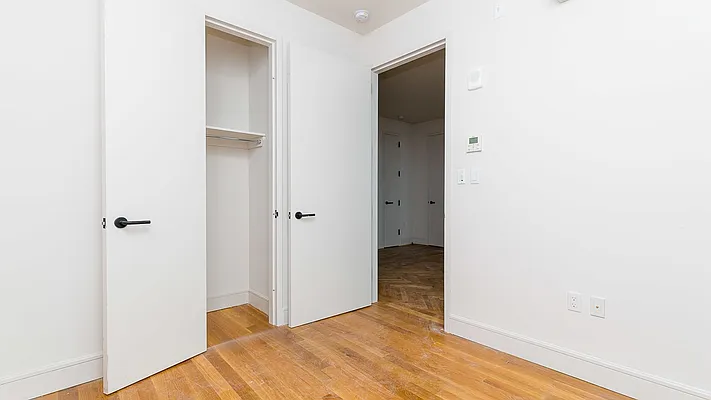 Rented by Nooklyn NYC LLC | media 45