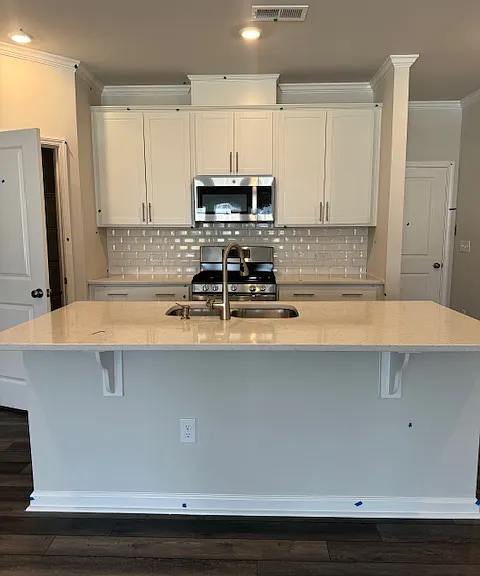 1812 Aspen River Ln — Photo 2