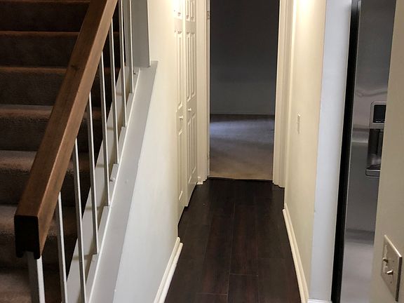 4th image of 1613 Sweet Bay Ct
