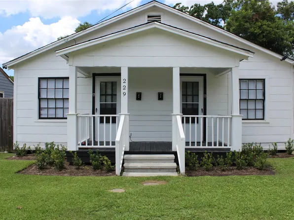 229 Neyland St #B, Houston, TX 77022