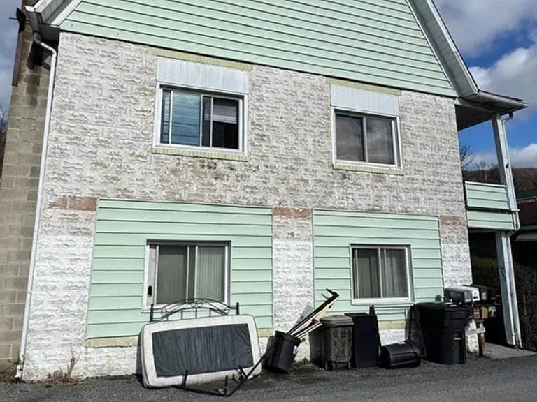 530 Naylor Rd #B — Photo 13