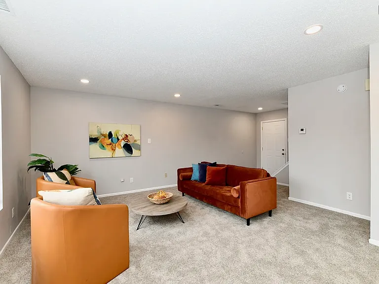8030 Cork Bend Ln — Photo 6